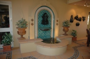 Inner courtyard
bronze Inner courtyard bronze